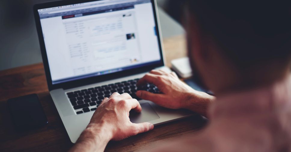 Funil de vendas e mídia paga: como conectar as fases da jornada